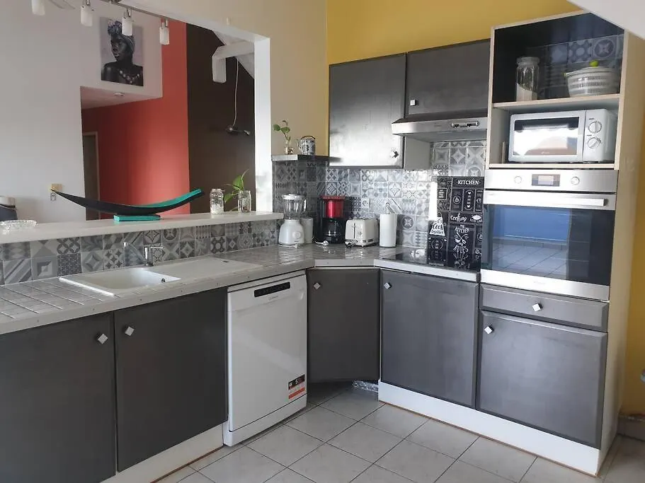 L'Arbre Aux Papillons, Marina De Rivieres-Sens Apartment Gourbeyre